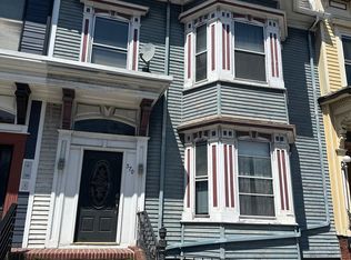 570 E Broadway, Boston, MA 02127