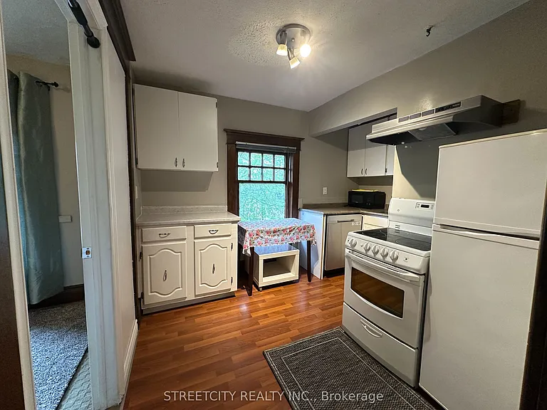 17 Saint Andrew St — Photo 15
