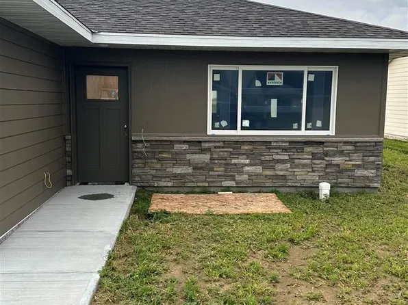 1408 E Hayes, Norfolk, NE 68701