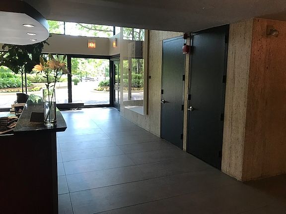 2nd image of 1960 N Lincoln Park W APT 1103