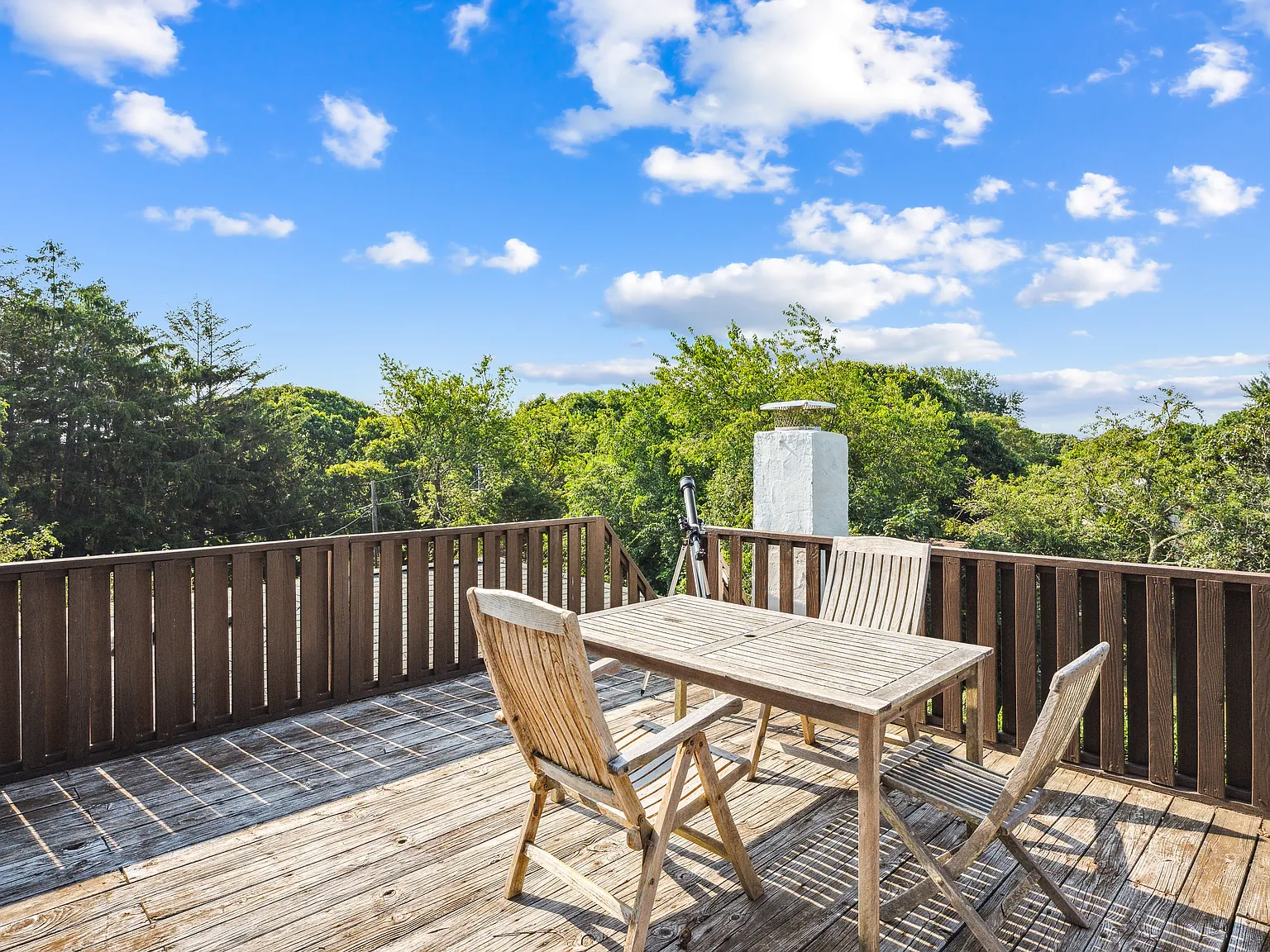 Montauk Sanctuary perched in Hither Hills... Easy Access to Ocean — Photo 2