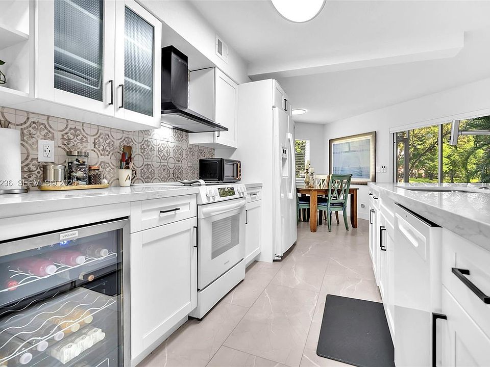 1st image of 9239 NW 9th Pl Unit C1l