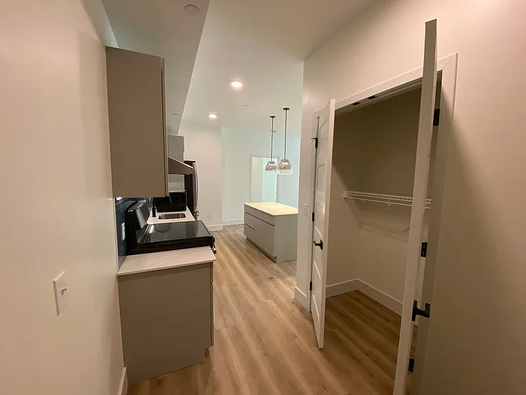 One Park Apartments — Photo 102