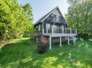 15 Parham Rd, Tyngsboro, MA 01879