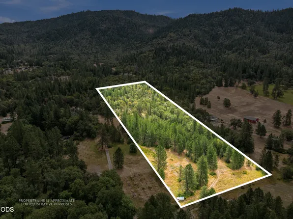 E Evans Creek Rd #703, Rogue River, OR 97537
