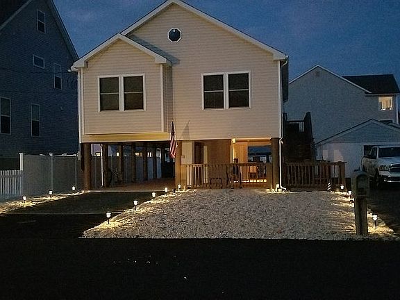 4th image of 35 Cattus St