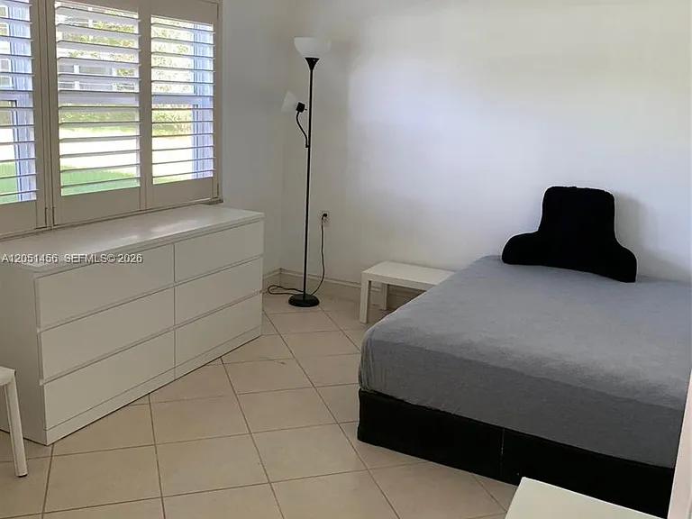 4801 Martinique Pl #H1 — Photo 10