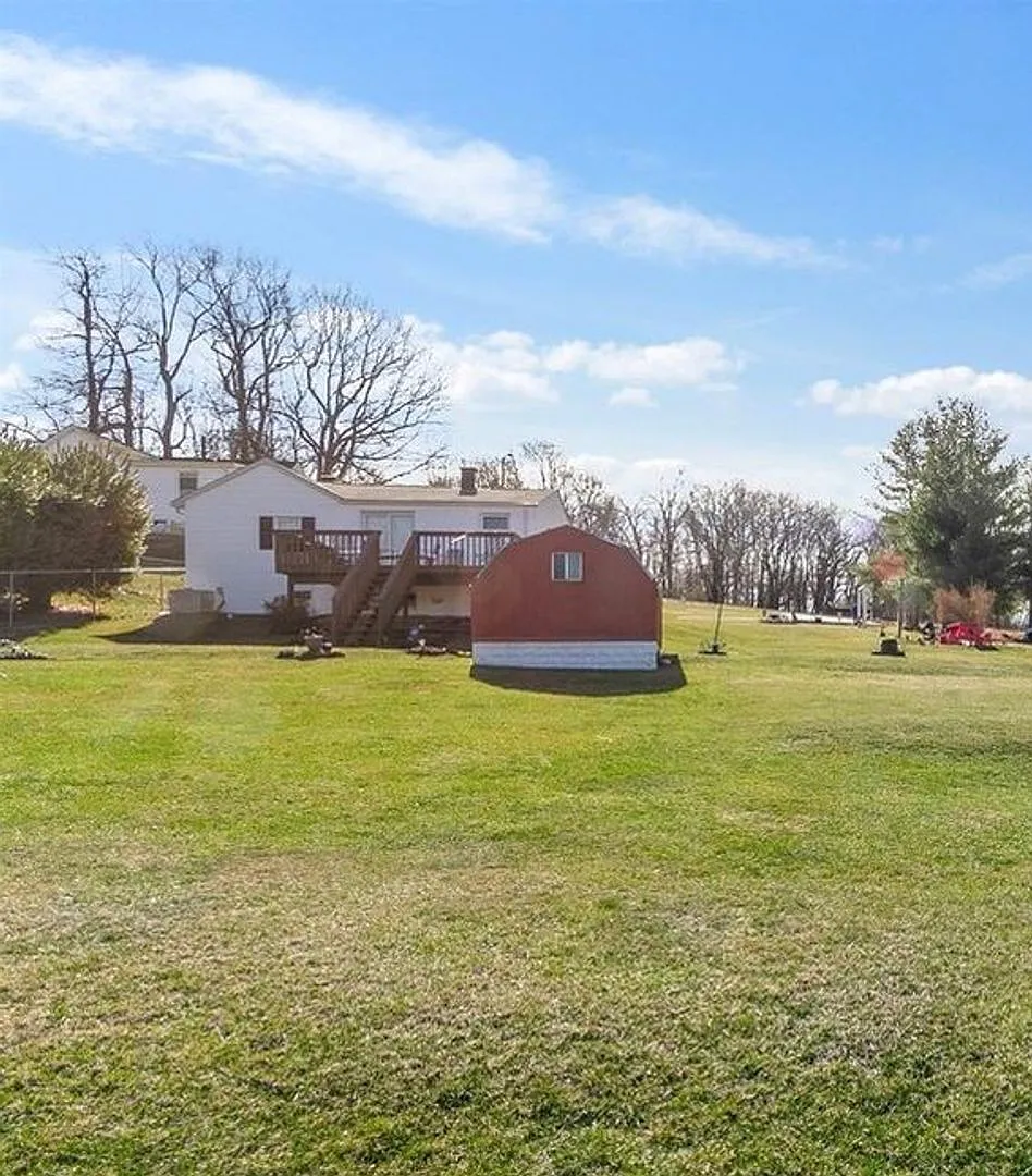 2 Bedroom 1 Bath House — Photo 1