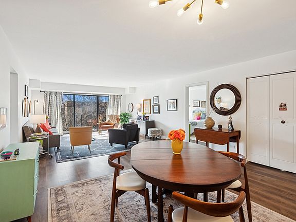 3rd image of 235 Ridge Rd APT 4J