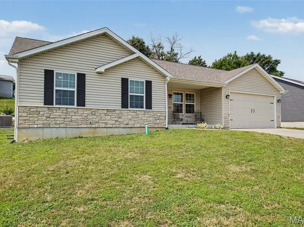 1023 Wrigley Cir, Warrenton, MO 63383