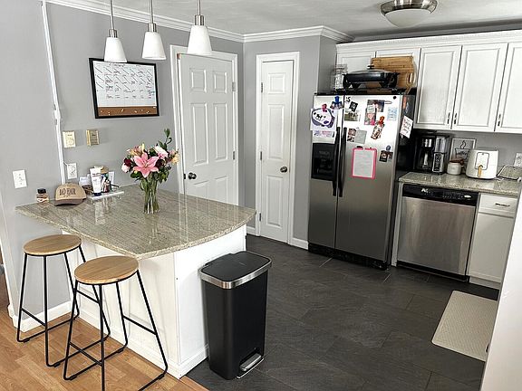 2nd image of 29 Orchard Hills Parkway #29
