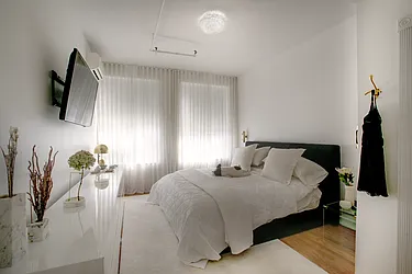 Rented by Makover Group Inc