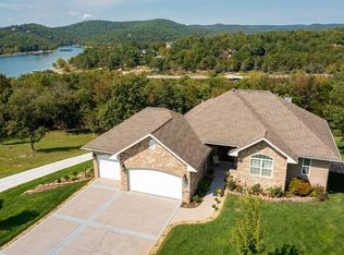 13 Tall Cedar Ln, Reeds Spring, MO 65737