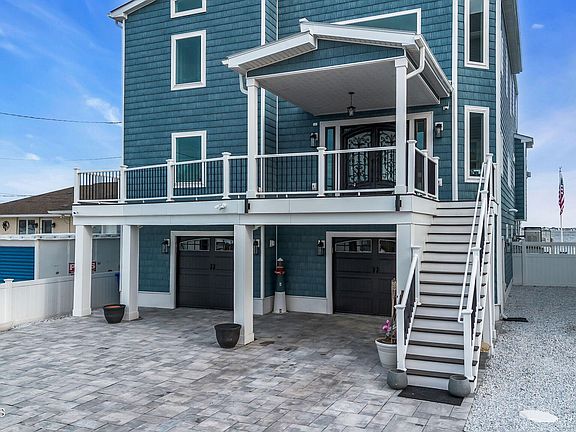 2nd image of 107 Bay Shore Drive