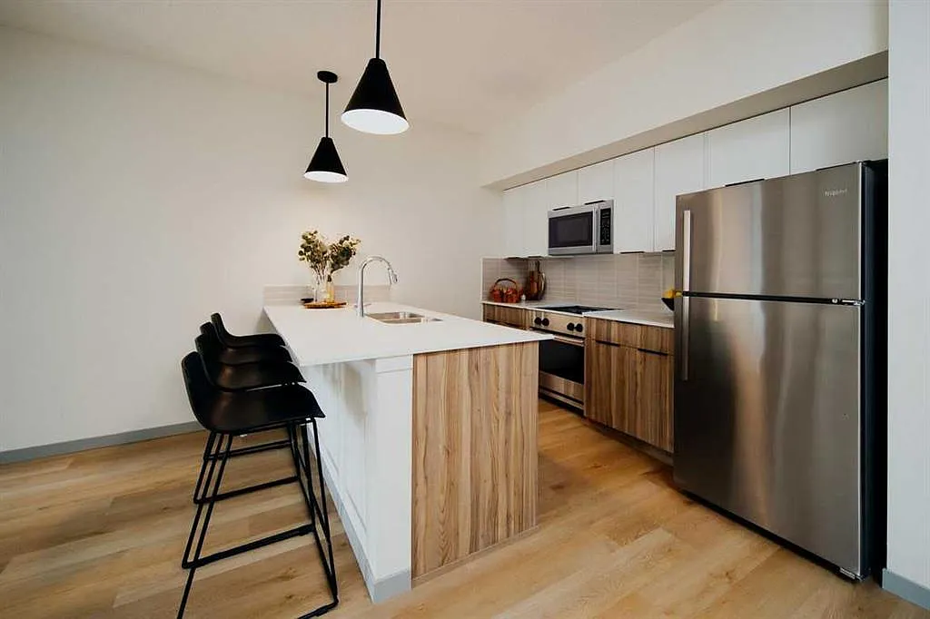 1 bed, 1.0 bath, 578 sqft, $1,525 — Photo 1
