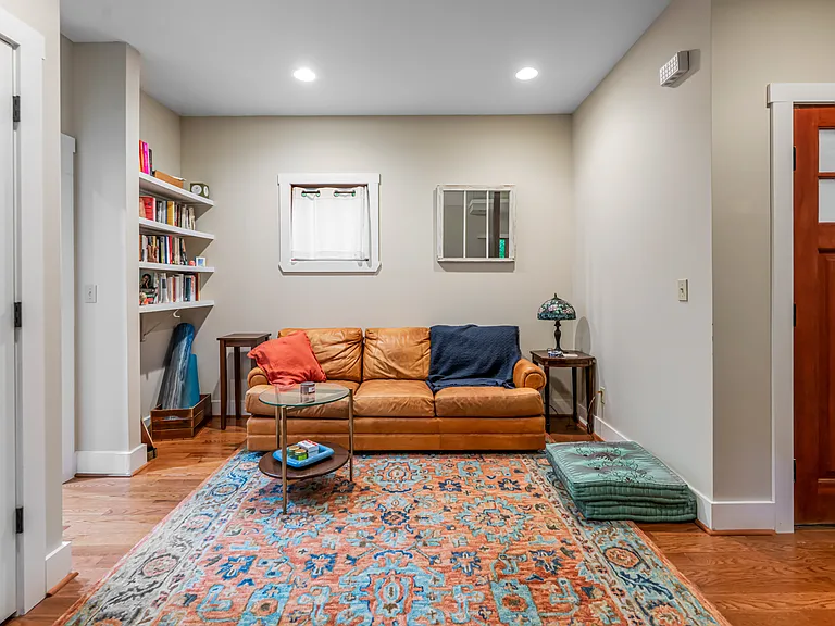 51B Westover Dr #B — Photo 18