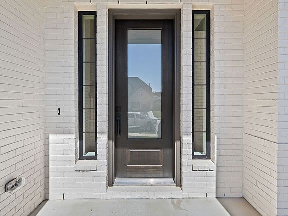 La Cima - Ashlyn Interior Image 3