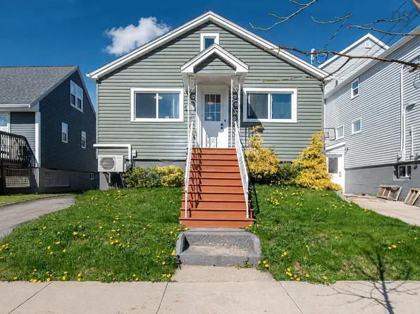 3667 High St, Halifax, NS B3K 4Y8
