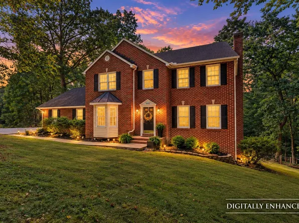 999 Lee Ln, Fincastle, VA 24090