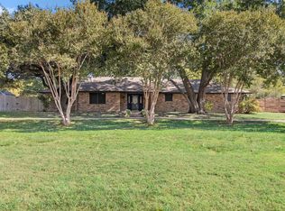 908 Little Creek Trl, Red Oak, TX 75154