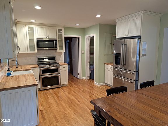 3rd image of 6121 Yates Mill Pond Rd