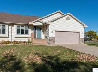 503 W Nathan St, Lake Crystal, MN 56055