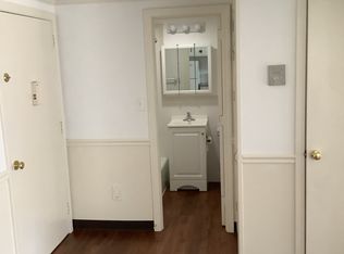 9 Hampshire St, Salem, NH 03079