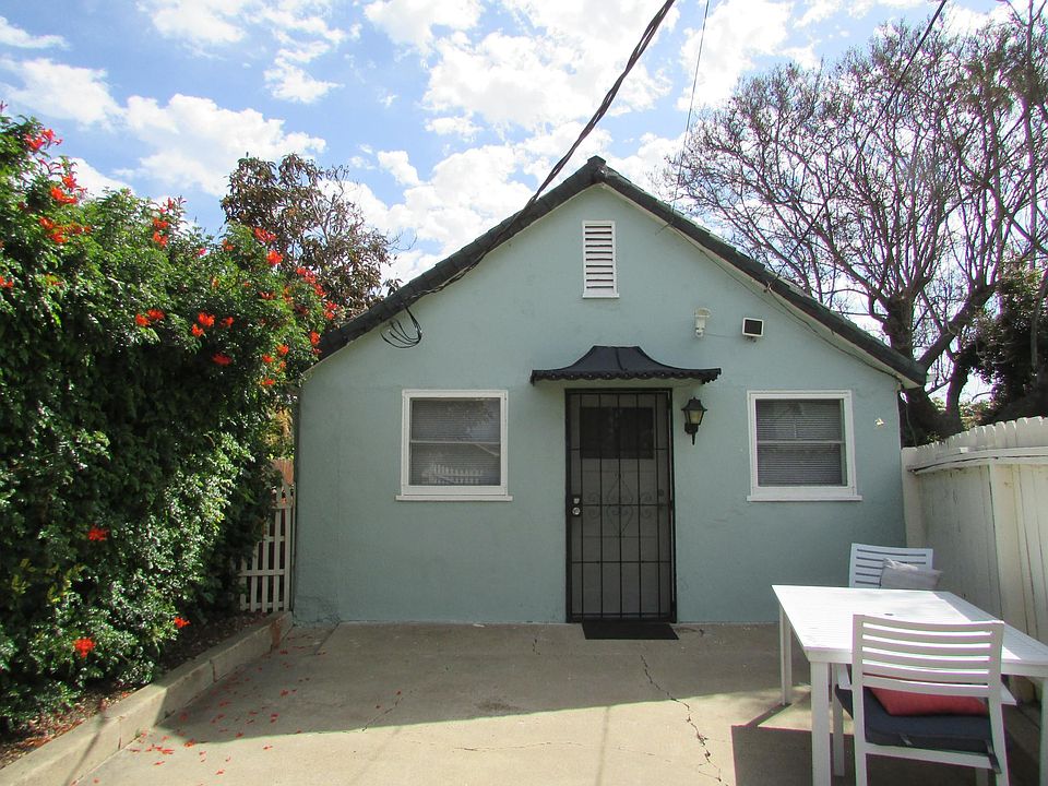 1st image of 523 J Ave