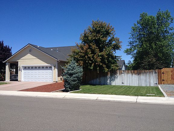 Large Side Yard