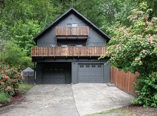 21545 E Hideaway Ln, Rhododendron, OR 97049
