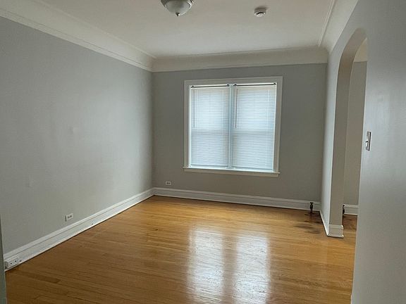5th image of 1619 W Lunt Ave #1B