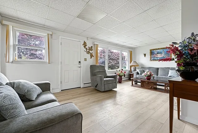 10359 Harrison Rd — Photo 5