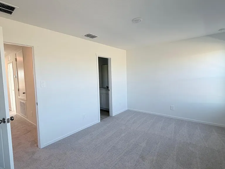 880 Lynx St — Photo 36