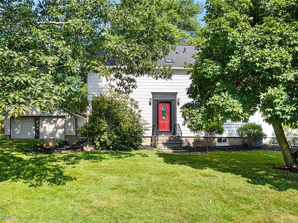 1st image of 3814 Hudson Dr