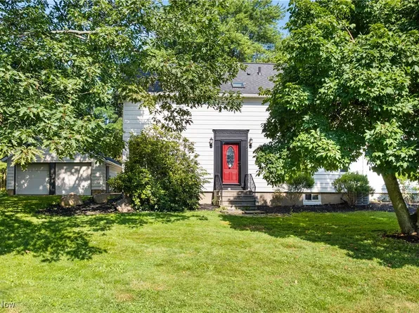 3814 Hudson Dr, Stow, OH 44224