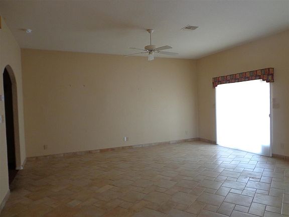 4th image of 14487 E 48th Dr