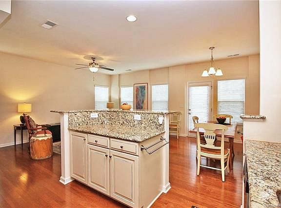 4th image of 7505 Red Mulberry Way #173