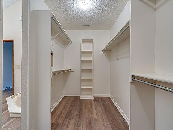5th image of 2113 High Country Dr