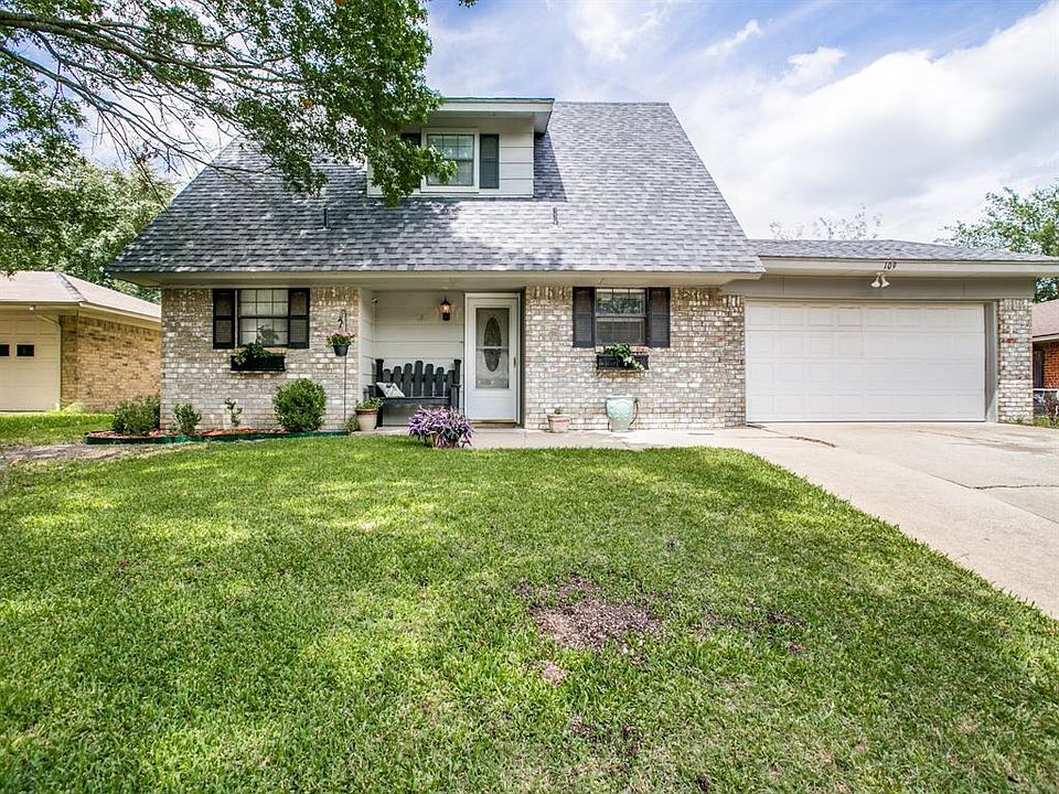 1st image of 109 Deerwood Ln