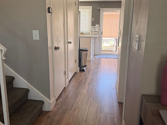 5th image of 940 S Bristol Rd #51