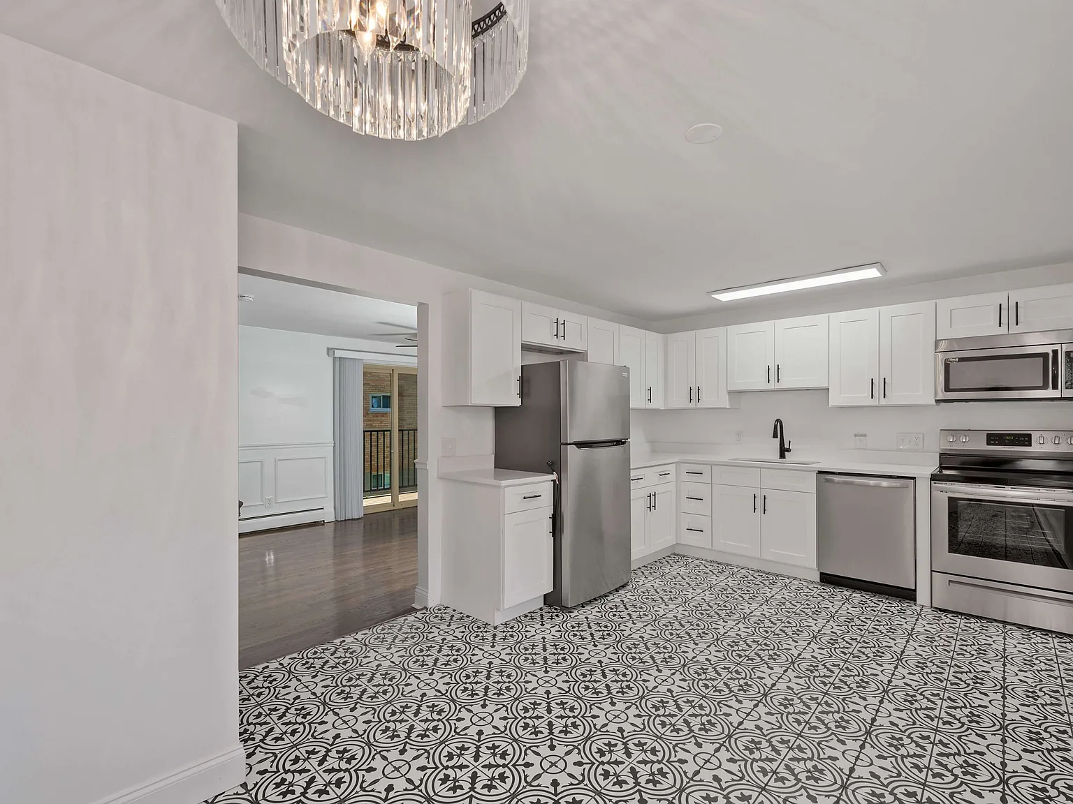 4303 Allison St — Photo 2