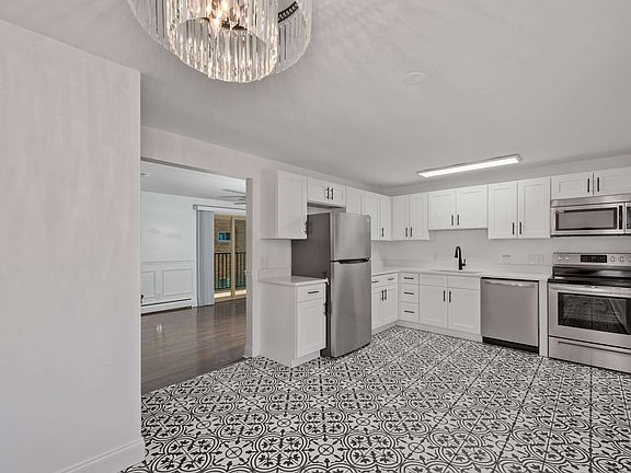 3rd image of 4303 Allison St APT 4
