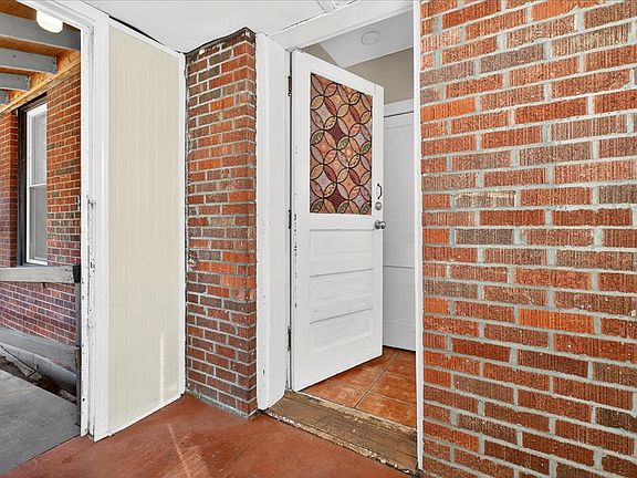mudroom