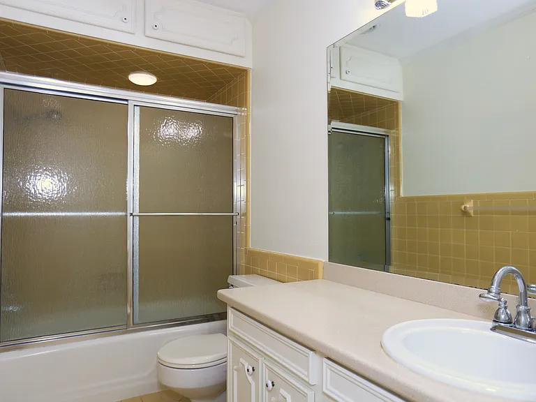 115 Irwin Rd — Photo 7