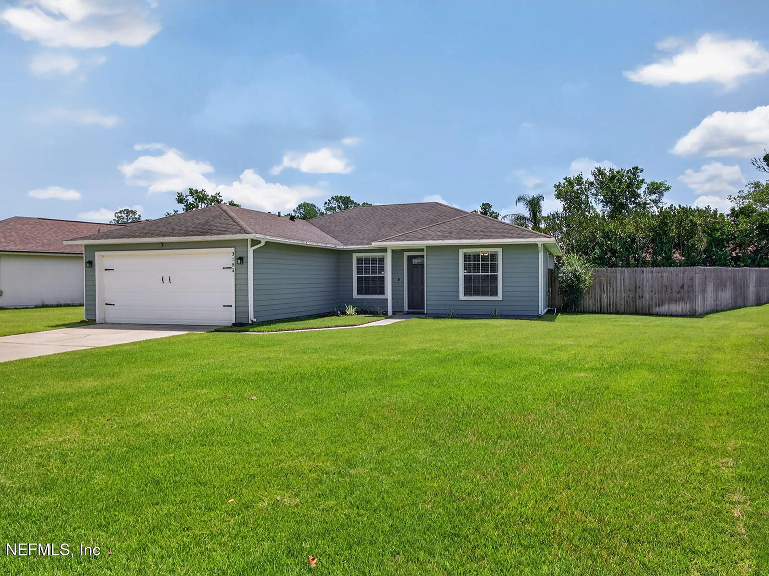 4 bed, 2.0 bath, 1492 sqft, $2,200 — Photo 2