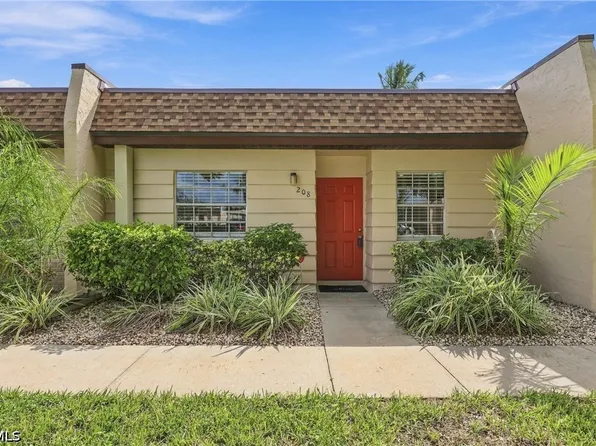 6300 S Pointe Blvd APT 208, Fort Myers, FL 33919