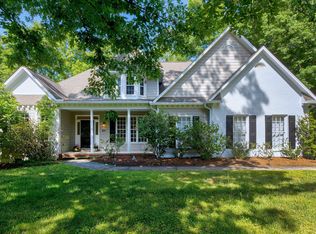 108 Ellsworth Pl, Chapel Hill, NC 27516