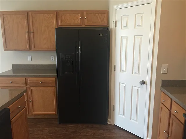 4406 Hanging Moss Dr — Photo 6