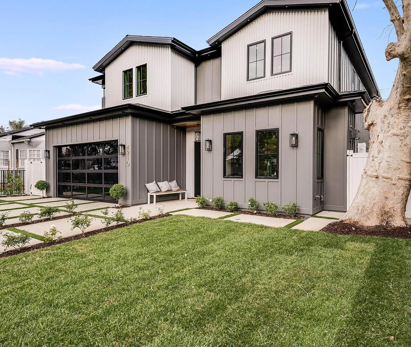 5 bed, 3581 sqft, $20,000 — Photo 3