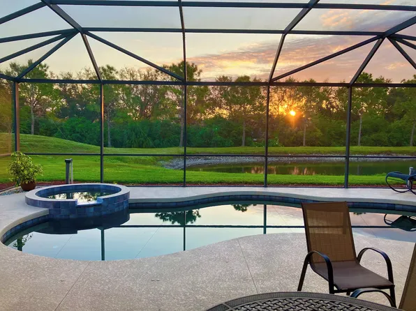 251 River Enclave Ct, Bradenton, FL 34212